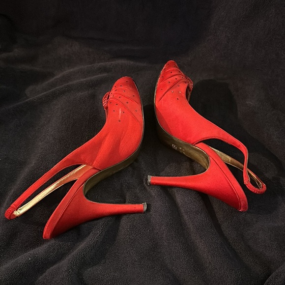 Mina red satin high heels - Picture 5 of 8